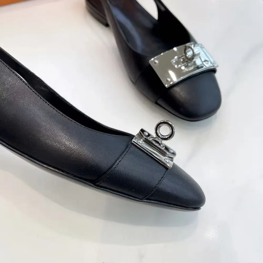 Hermes Women Gold Innocente Slingback with Kelly Buckle-Black - image 4
