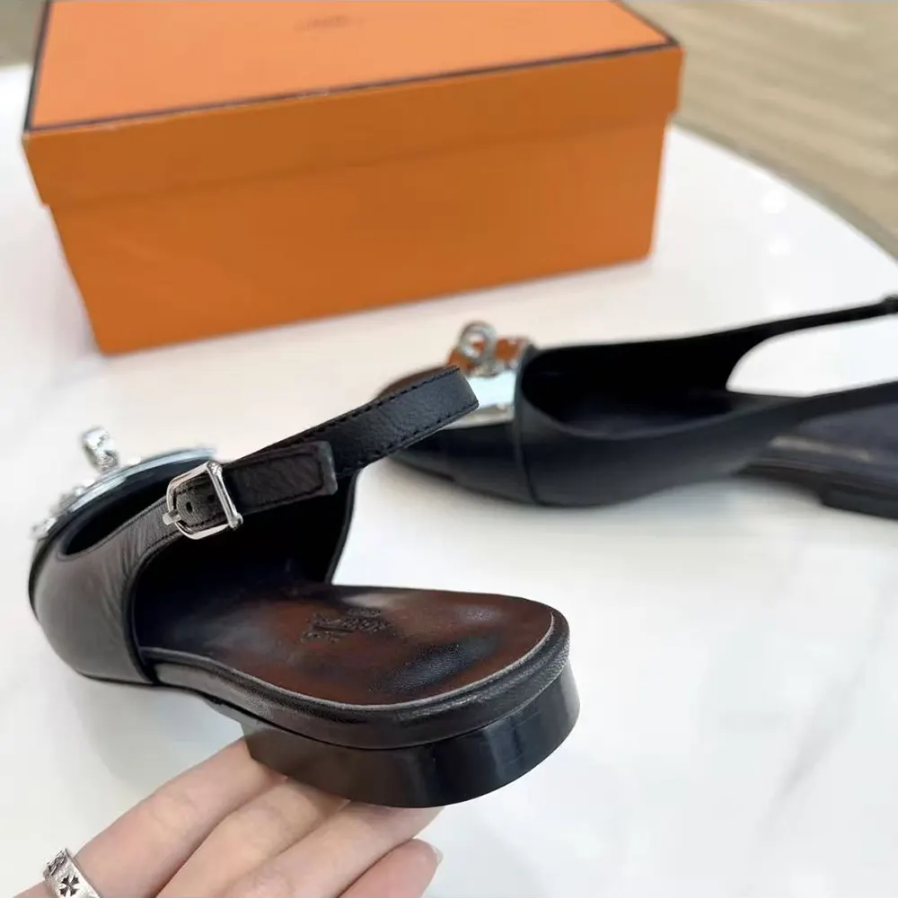 Hermes Women Gold Innocente Slingback with Kelly Buckle-Black - image 5