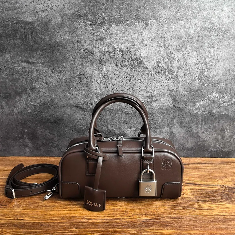 Close-up of gold-tone hardware and zipper on Loewe Amazona 23 bag