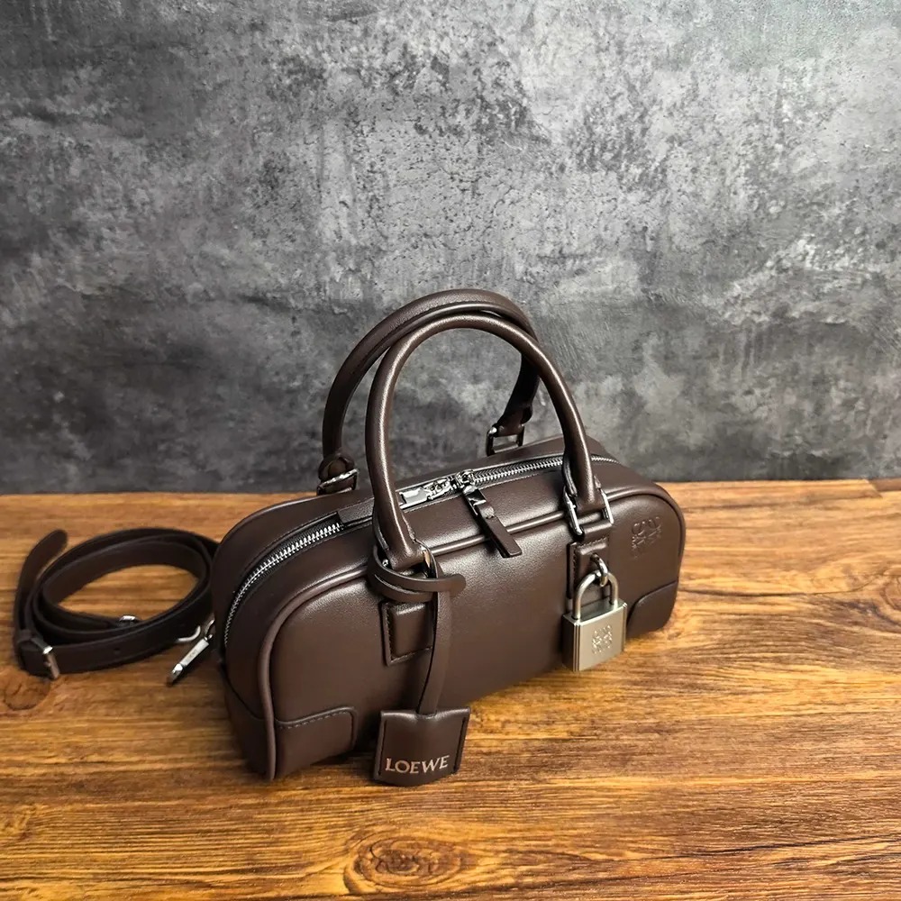 Loewe Women Amazona 23 Cropped Bag in Shiny Calfskin-Squirrel - image 4