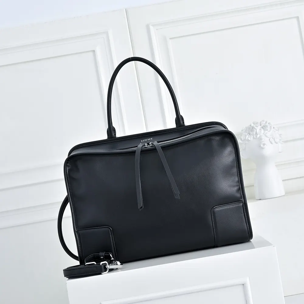 Close-up detail of silver hardware on Loewe Women Large Amazona 180 Bag