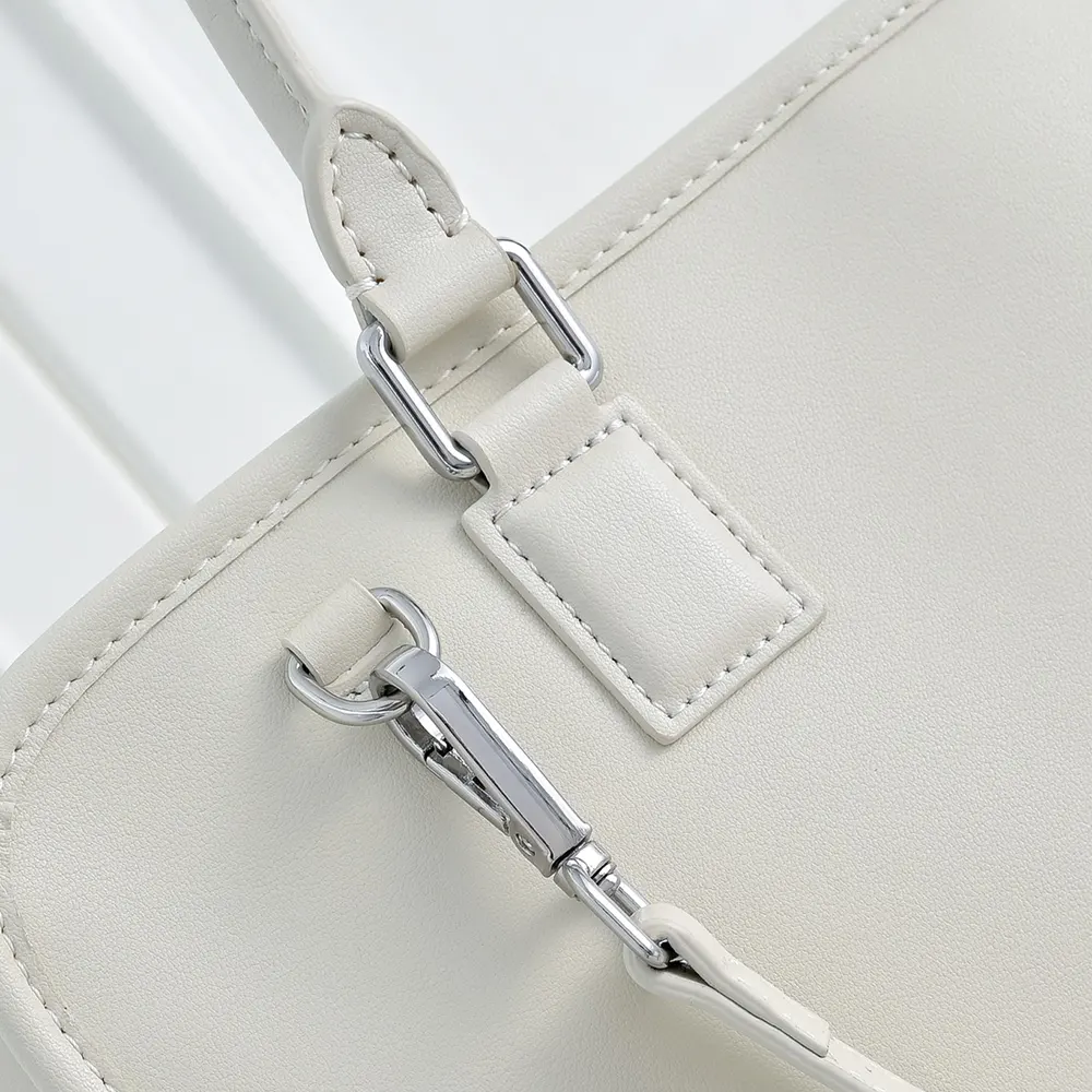 Loewe Women Large Amazona 180 Bag in Soft Calfskin-White - image 8