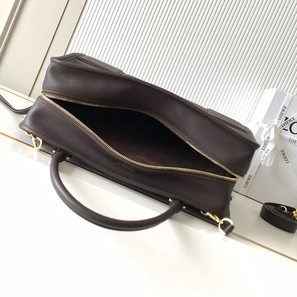 Loewe Women Medium Amazona 180 Bag in Soft Calfskin - image 23