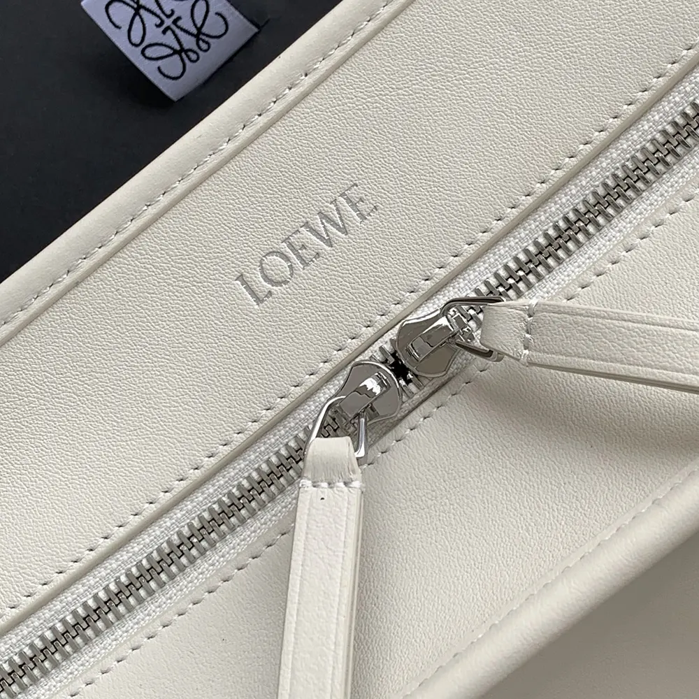 Loewe Women Medium Amazona 180 Bag in Soft Calfskin - image 16