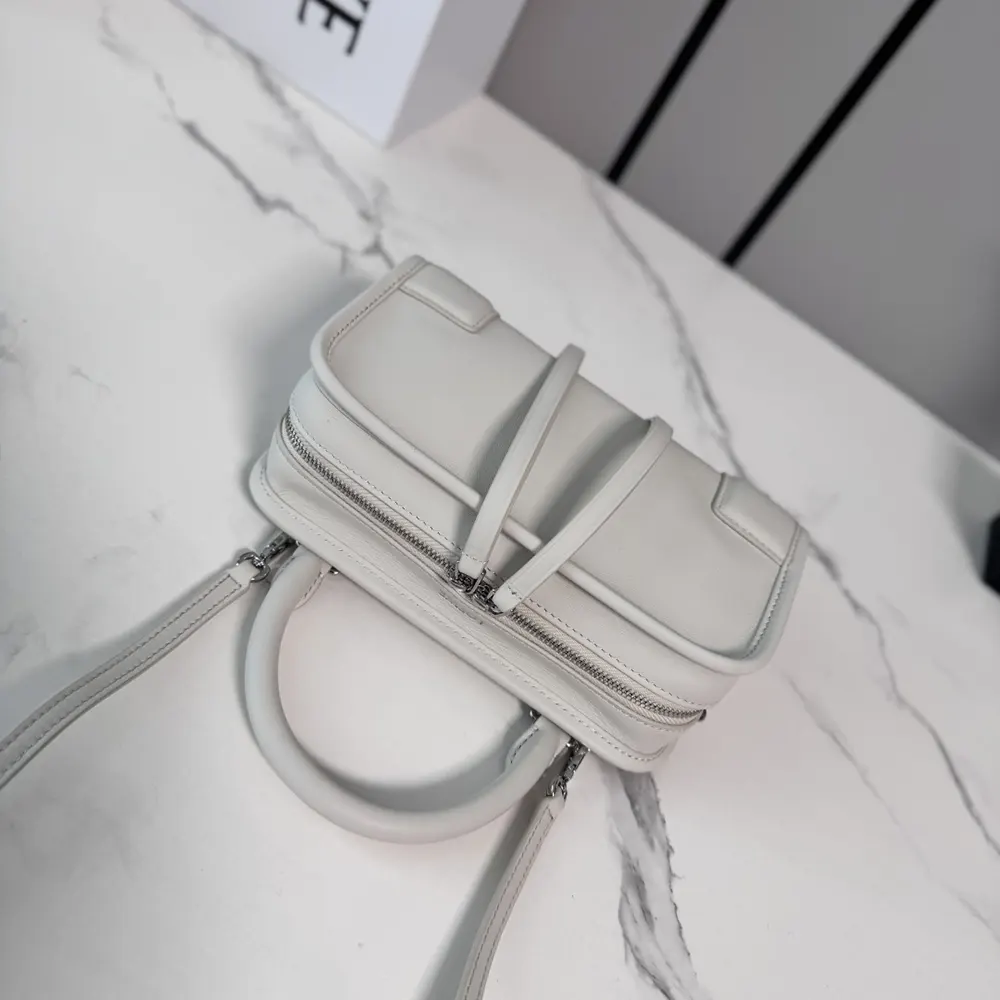 Loewe Women Mini Amazona 180 Bag in Soft Calfskin - image 5