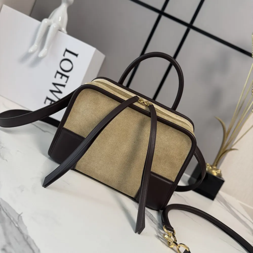 Close-up of Oro metal hardware details on Loewe Small Amazona bag