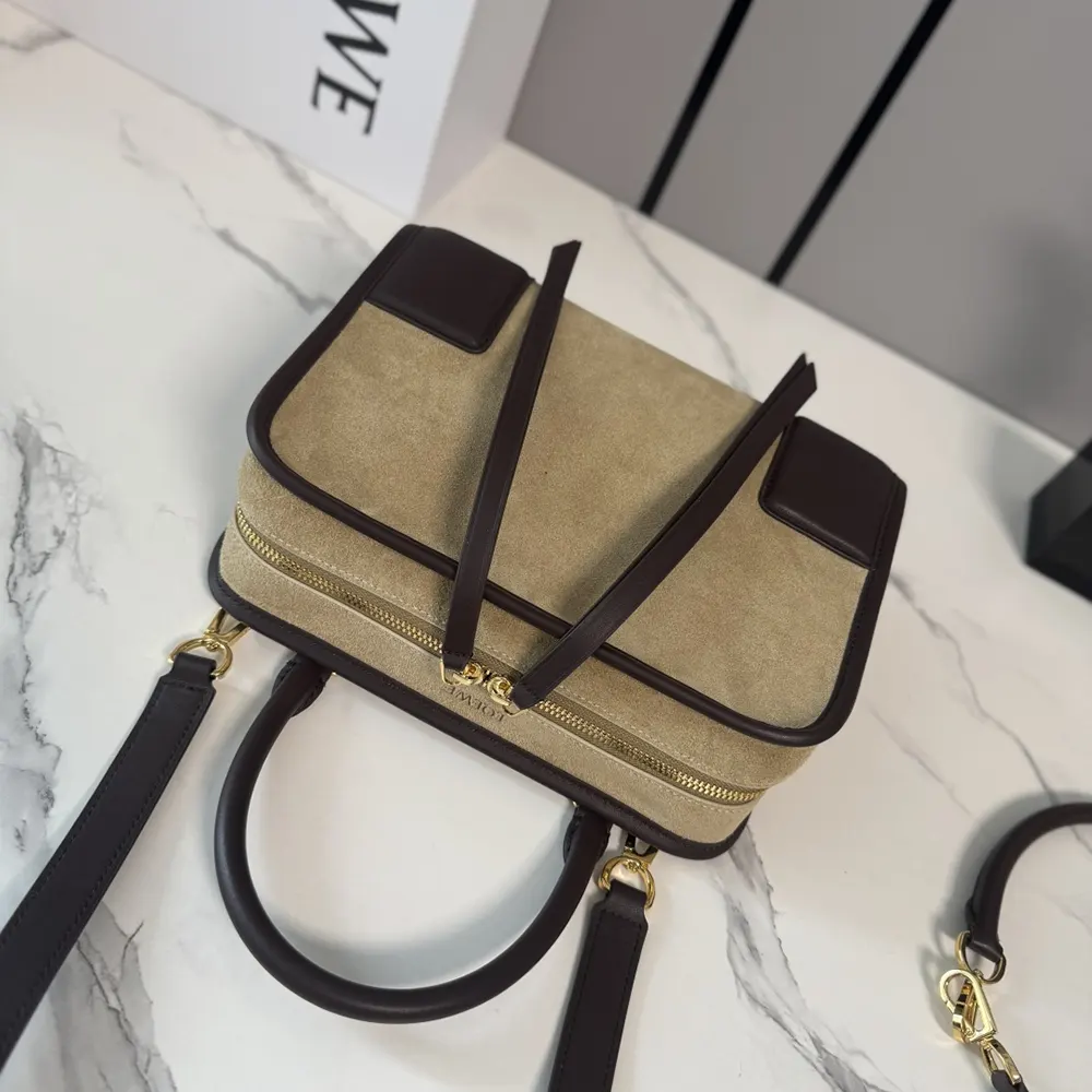 Loewe Women Small Amazona 180 Bag in Suede-Oro/Chocolat - image 4