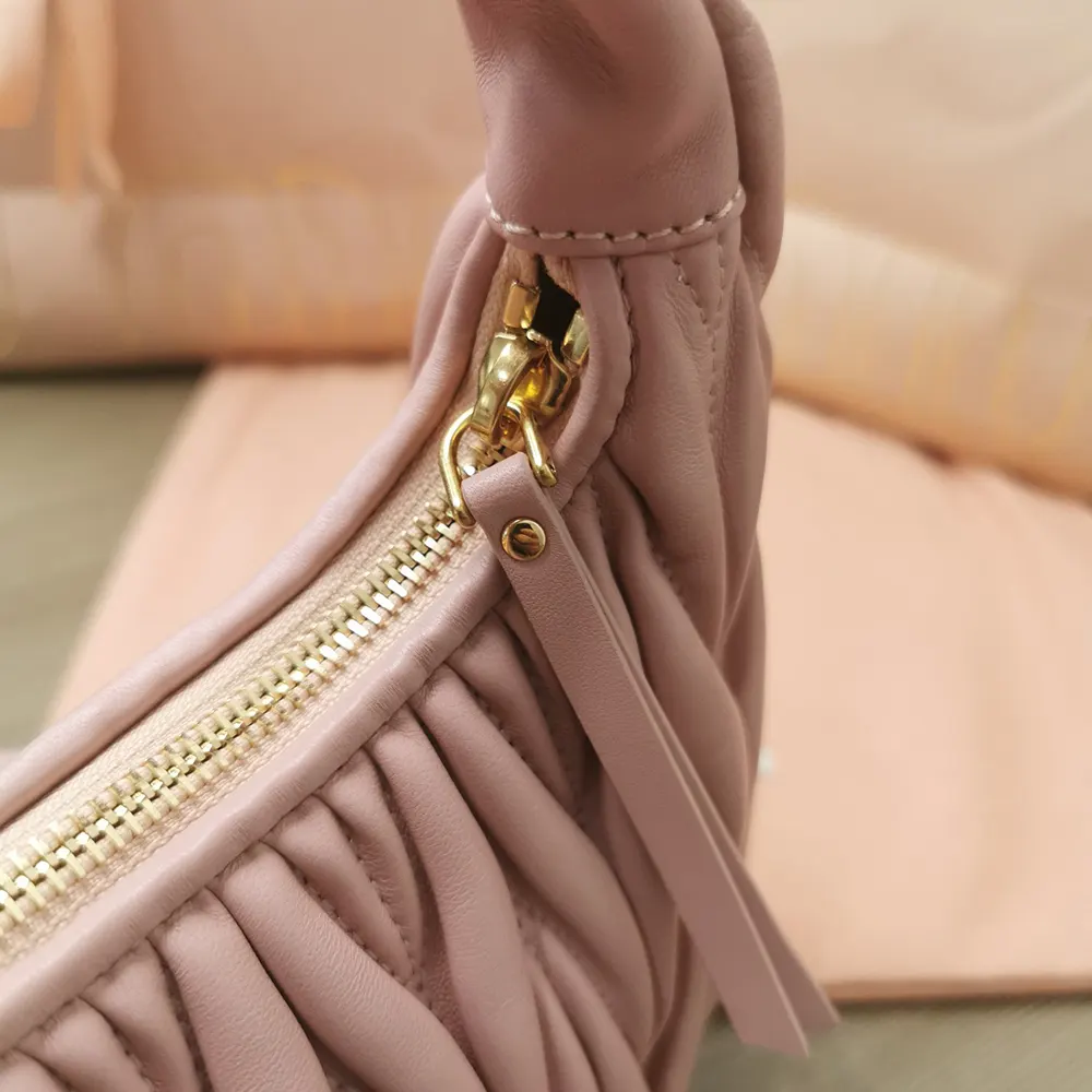 Miu Miu Women Wander Matelassé Nappa Leather Hobo Bag-Alabaster Pink - image 8