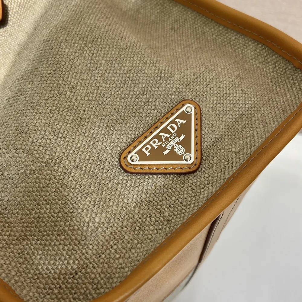 Prada Unisex Bonnie Linen and Leather Tote Bag - image 9