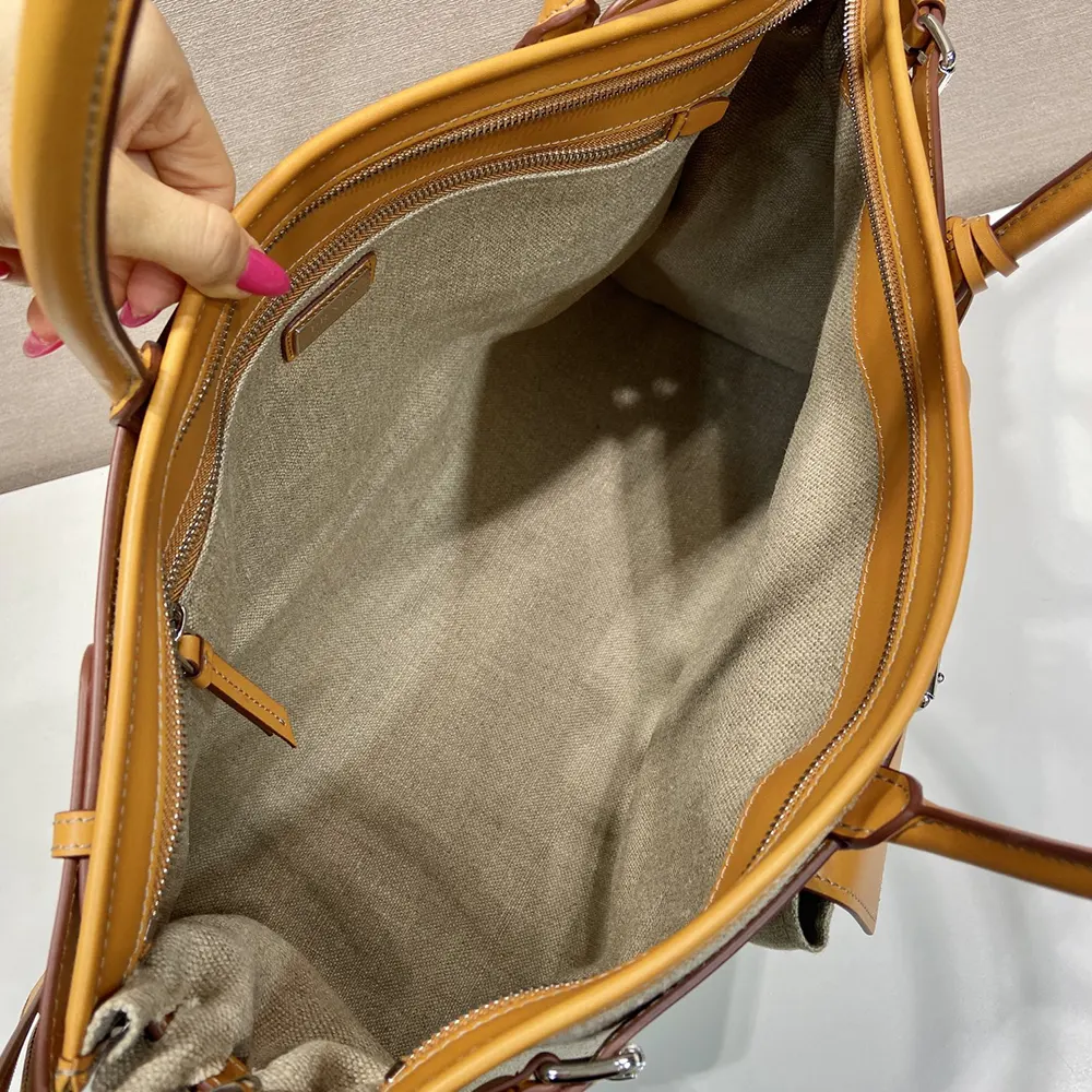 Prada Unisex Bonnie Linen and Leather Tote Bag - image 8