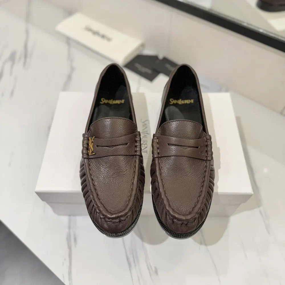 Saint Laurent YSL Unisex Le Loafer Supple in Matte Leather - image 4