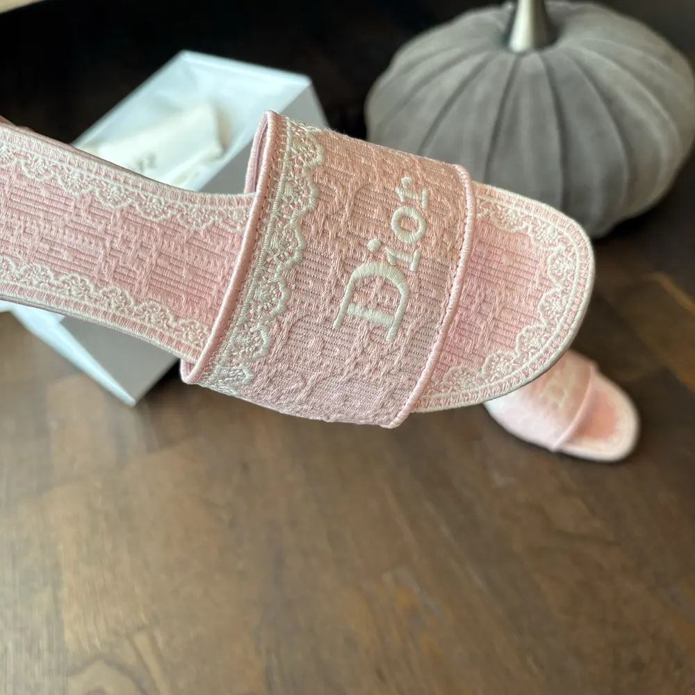 Dior Women Dioramour Dior Dentelle Heeled Slide Soupir Pink Dior Oblique Embroidered Cotton and White Lace - image 7