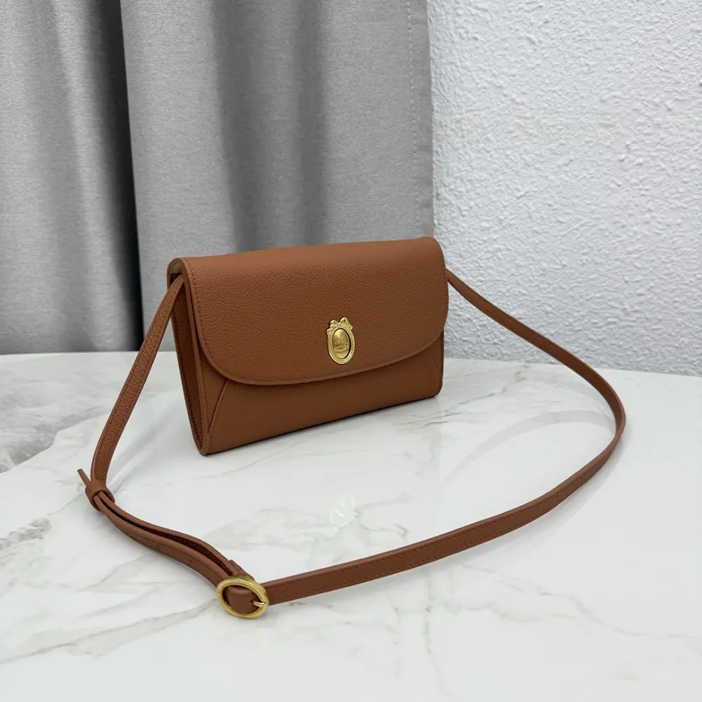 Dior Women Médaillon Envelope Pouch with Strap Marron Bobby and Lingerie Pink Grained Calfskin - image 5