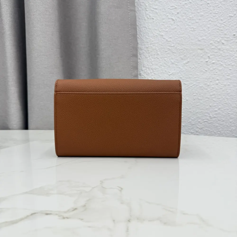 Dior Women Médaillon Envelope Pouch with Strap Marron Bobby and Lingerie Pink Grained Calfskin - image 4