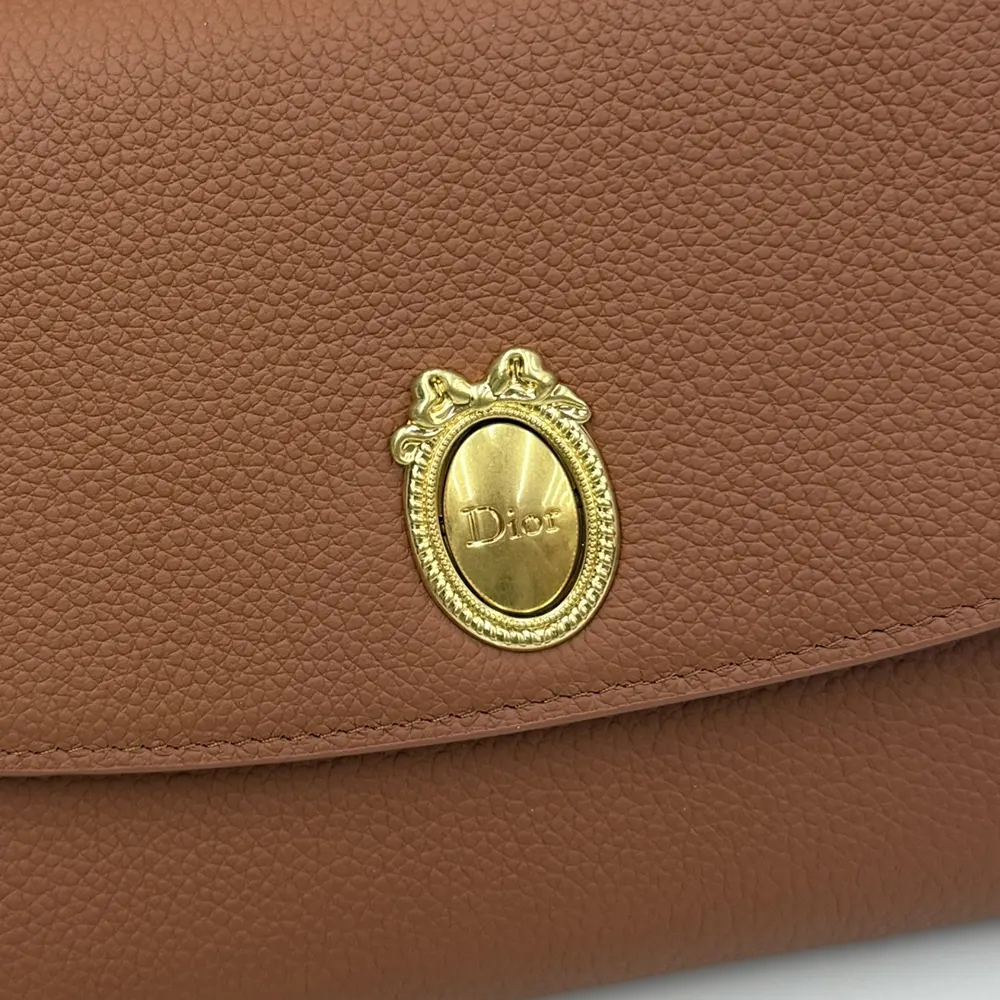 Dior Women Médaillon Envelope Pouch with Strap Marron Bobby and Lingerie Pink Grained Calfskin - image 9