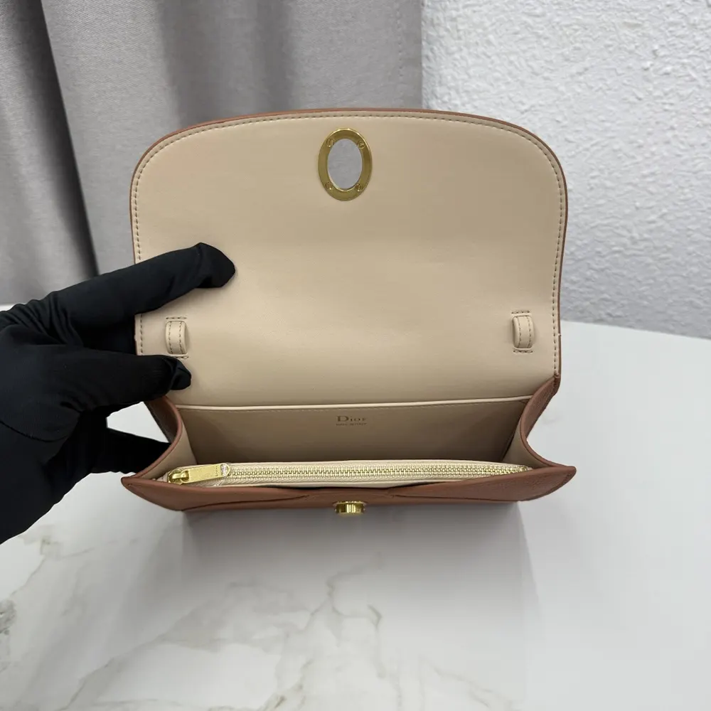 Dior Women Médaillon Envelope Pouch with Strap Marron Bobby and Lingerie Pink Grained Calfskin - image 8