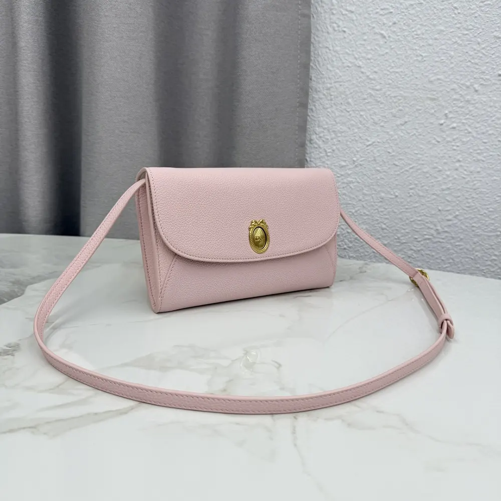 Dior Women Médaillon Envelope Pouch with Strap Rose Tendre and Gris Pietro Grained Calfskin - image 4