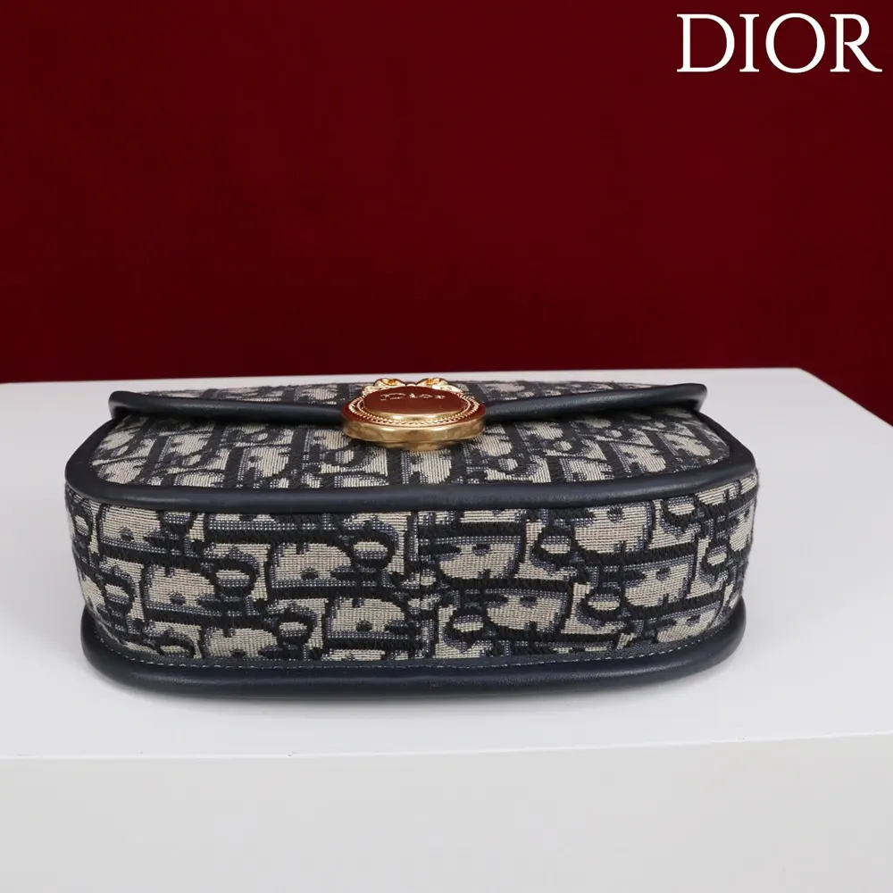 Dior Women Small Dior Médaillon Flap Bag with Chain Blue Dior Oblique Jacquard - image 5