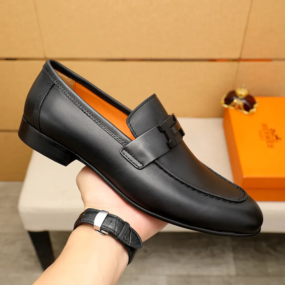 Hermes Men Honore Loafer in Calfskin-Black - image 6