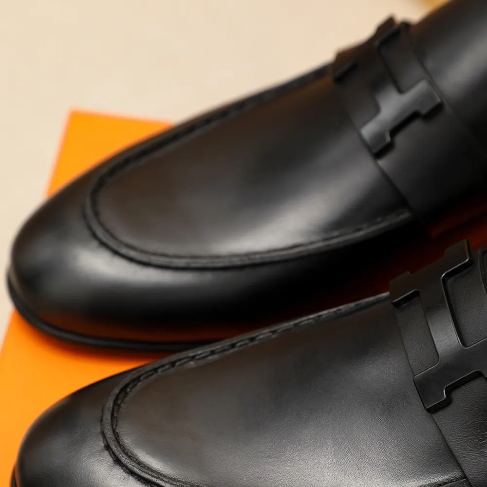 Hermes Men Honore Loafer in Calfskin-Black - image 8