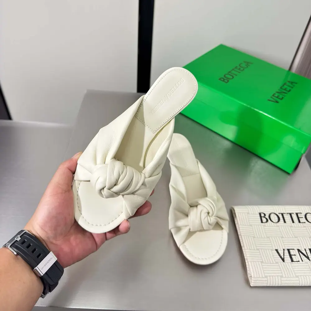 Rear angle showing heel and silhouette of Bottega Veneta Women Cherry Mule