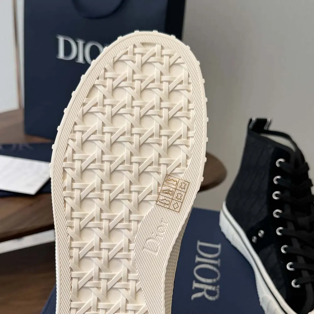 Dior Unisex Hooper High-Top Sneaker Black Dior Oblique Jacquard and Black Suede Calfskin - image 10