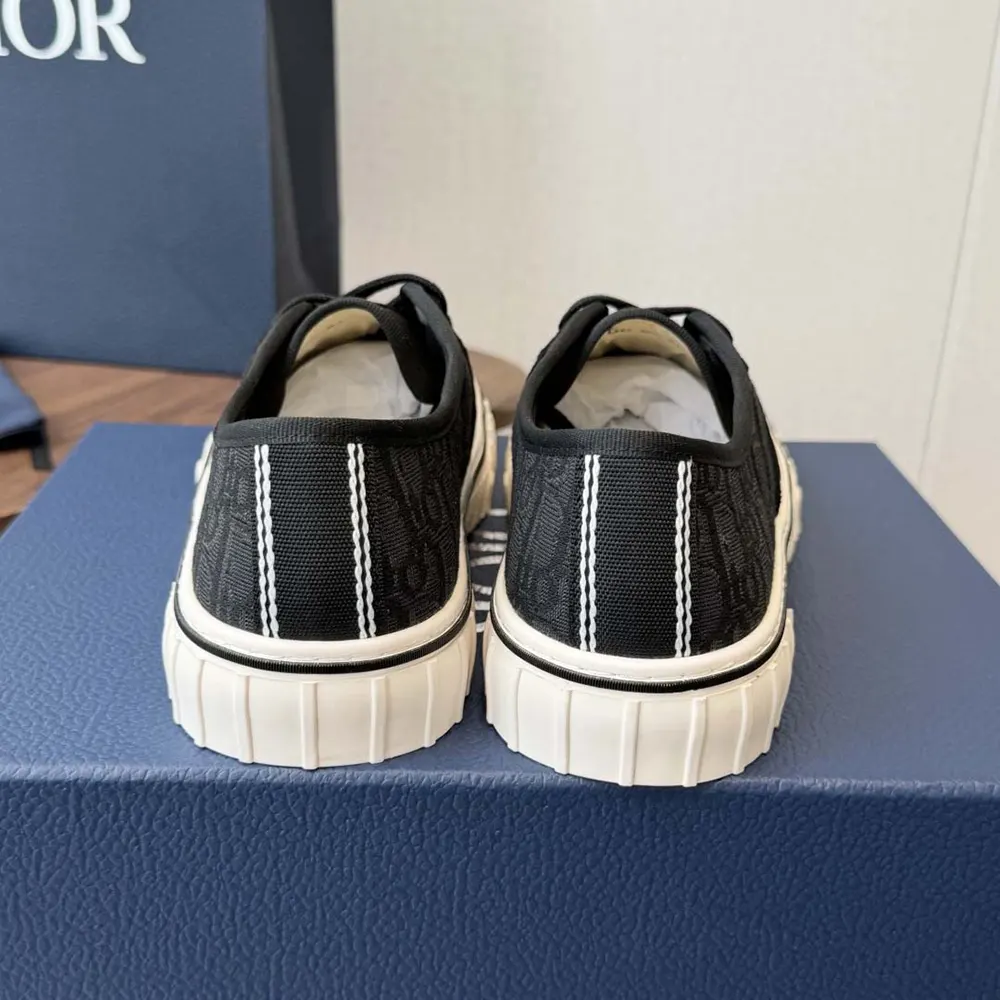 Dior Unisex Hooper Low-Top Sneaker Black Dior Oblique Jacquard and Black Suede Calfskin - image 8