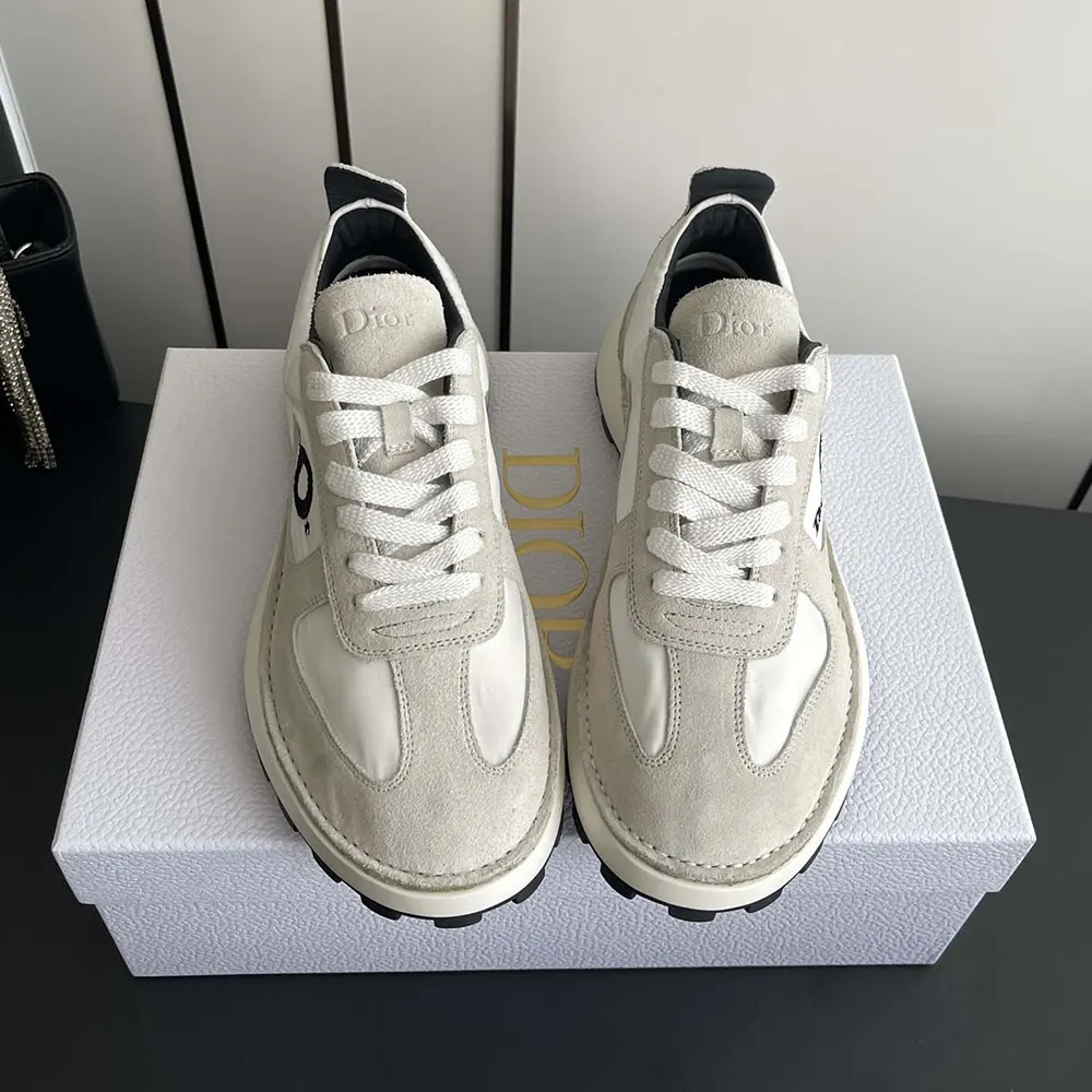 Dior Unisex Squash Sneaker Dior Gray Suede Calfskin and White Technical Fabric - image 4