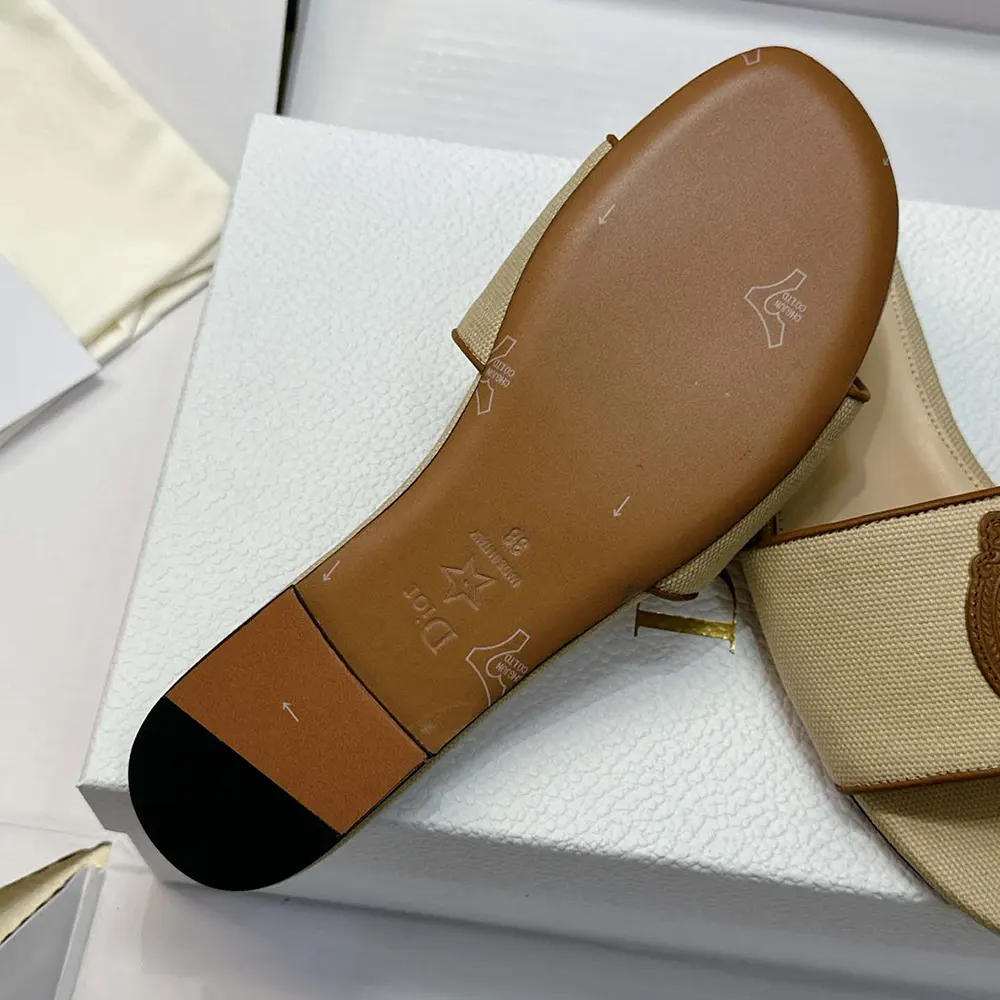 Dior Women Dioriviera Dior Médaillon Slide Natural Embroidered Cotton and Cognac Brown Calfskin - image 10
