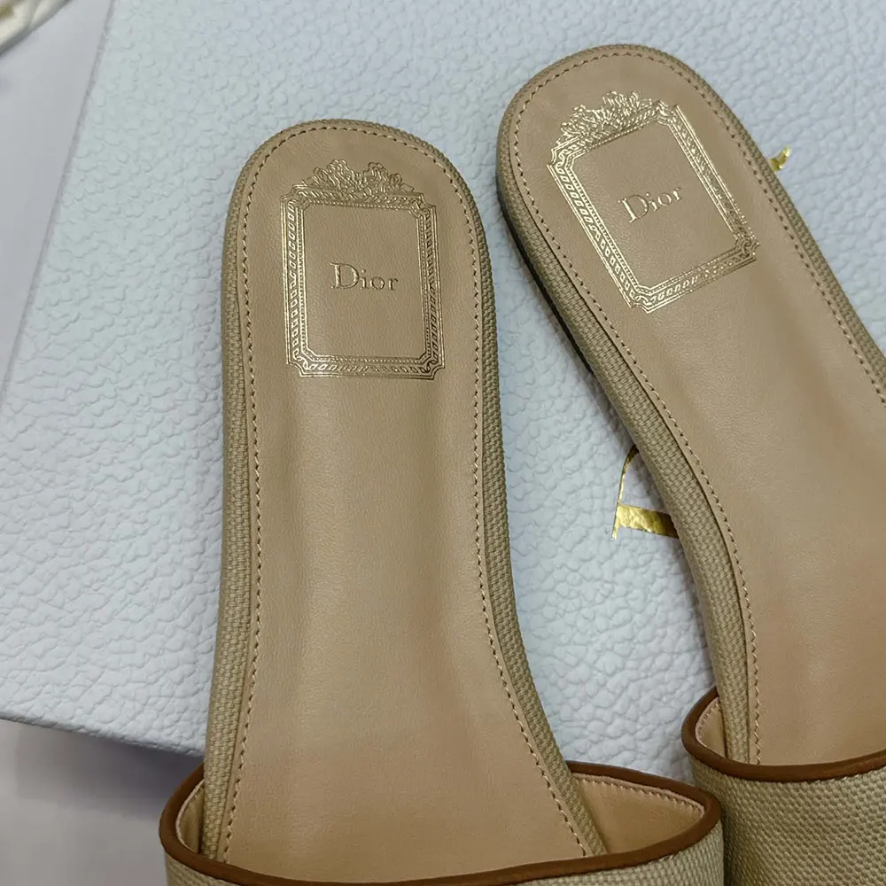 Dior Women Dioriviera Dior Médaillon Slide Natural Embroidered Cotton and Cognac Brown Calfskin - image 9