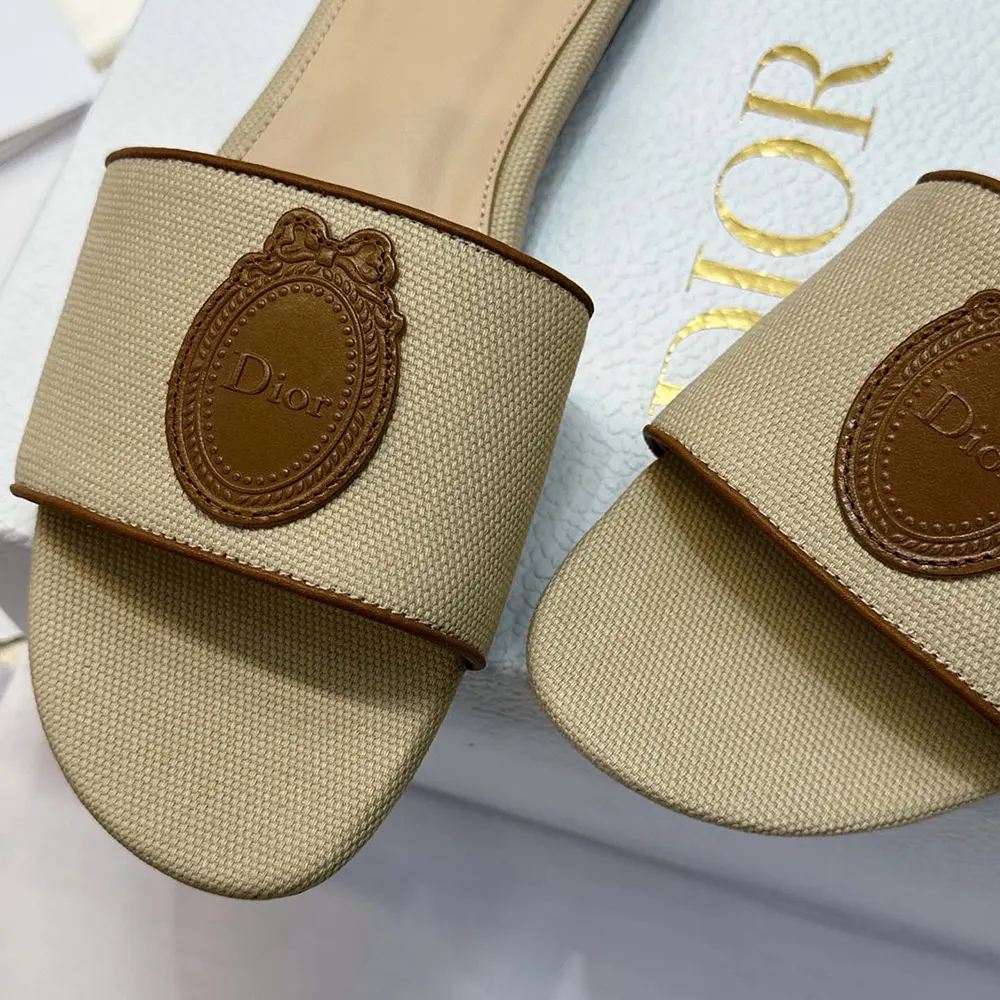 Dior Women Dioriviera Dior Médaillon Slide Natural Embroidered Cotton and Cognac Brown Calfskin - image 7