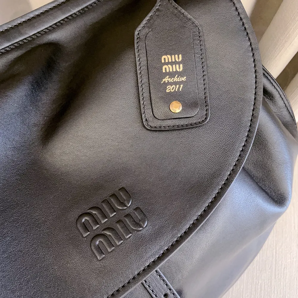 Miu Miu Women Rendez-Vous Leather Bag Black - image 9