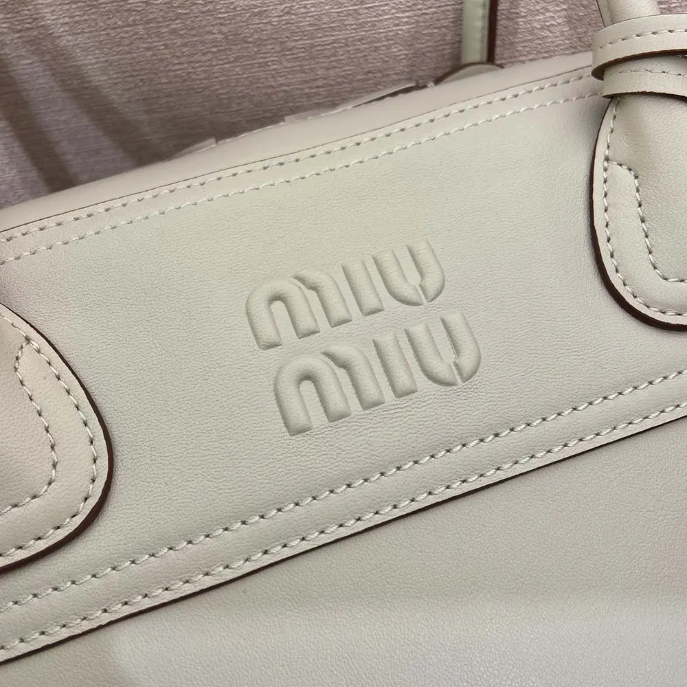 Miu Miu Women Vivant Leather Bag Chalk White - image 9