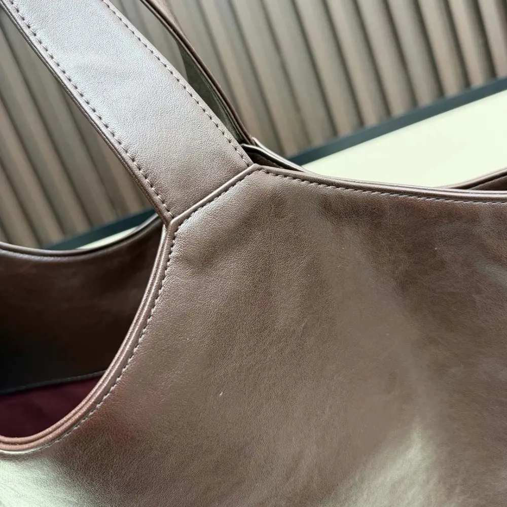 Saint Laurent YSL Women Icare In Smooth Leather Burgundy - image 7