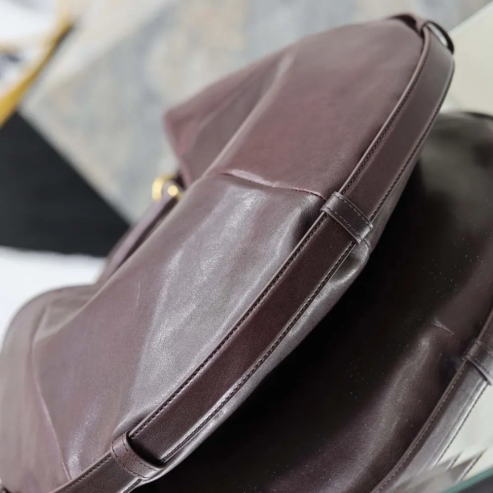 Saint Laurent YSL Women Mombasa Medium In Leather-Rouge Cabernet - image 6
