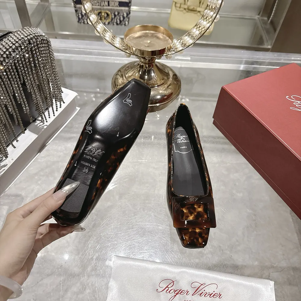 Roger Vivier Women Gommettine Ballerinas In Patent Leather - image 10