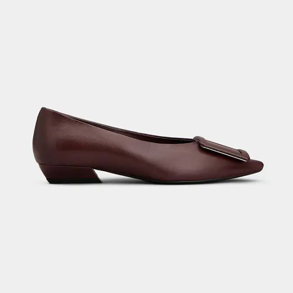 Side profile of Roger Vivier Women Viv In The City Ballerinas in burgundy leather