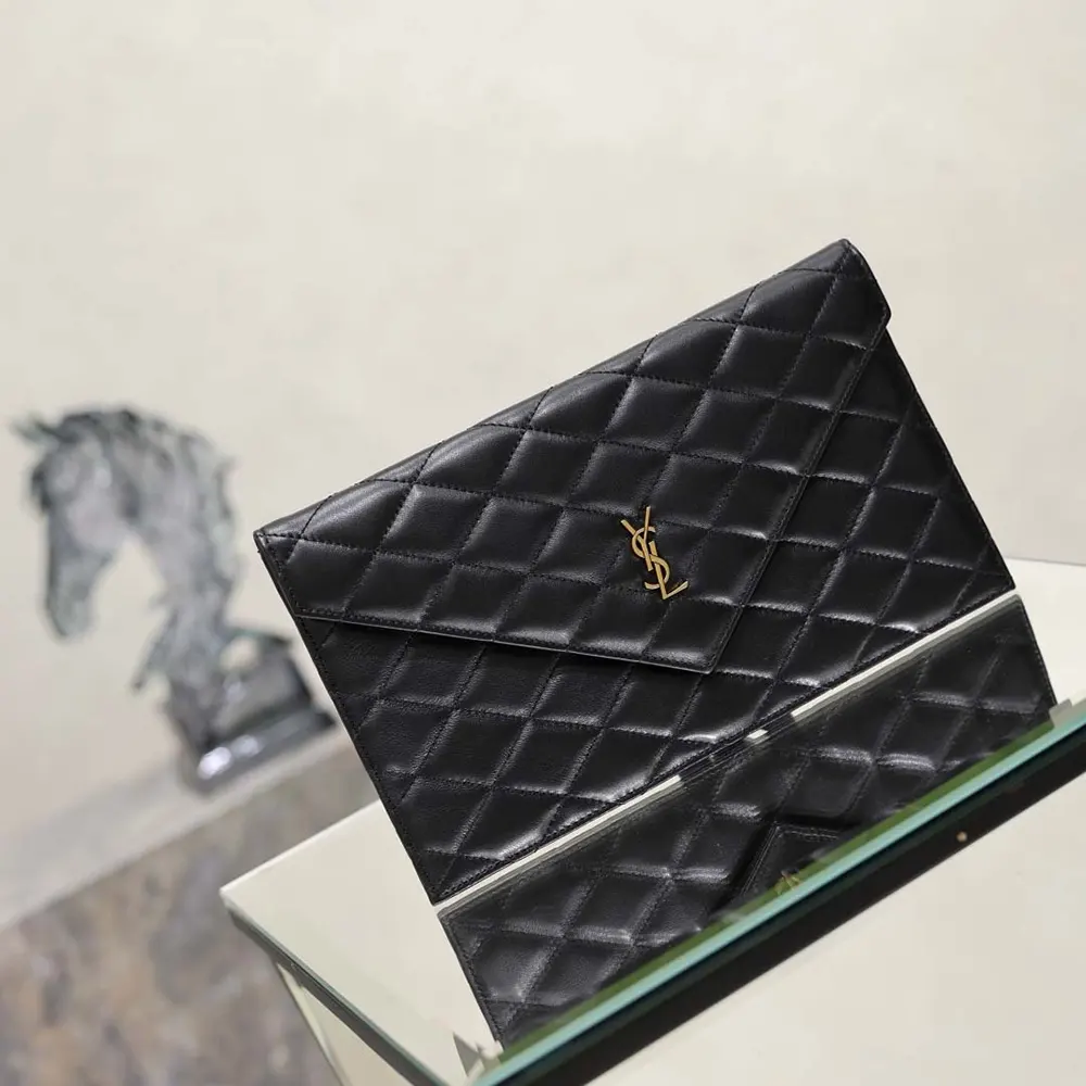 Interior lining and zipper detail of Saint Laurent YSL Paris Pouch