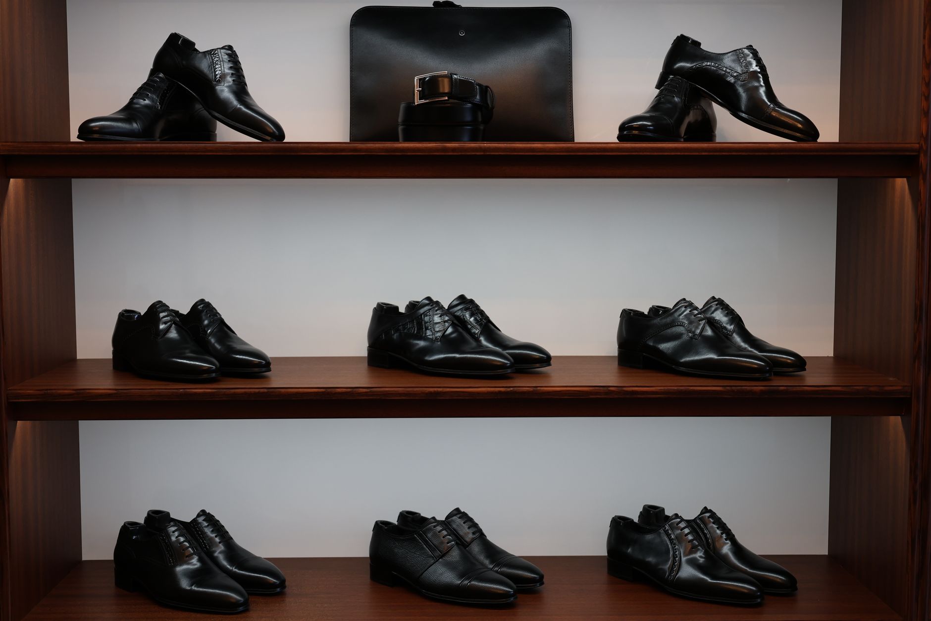 Hermes: The Ultimate Brand Guide 2026