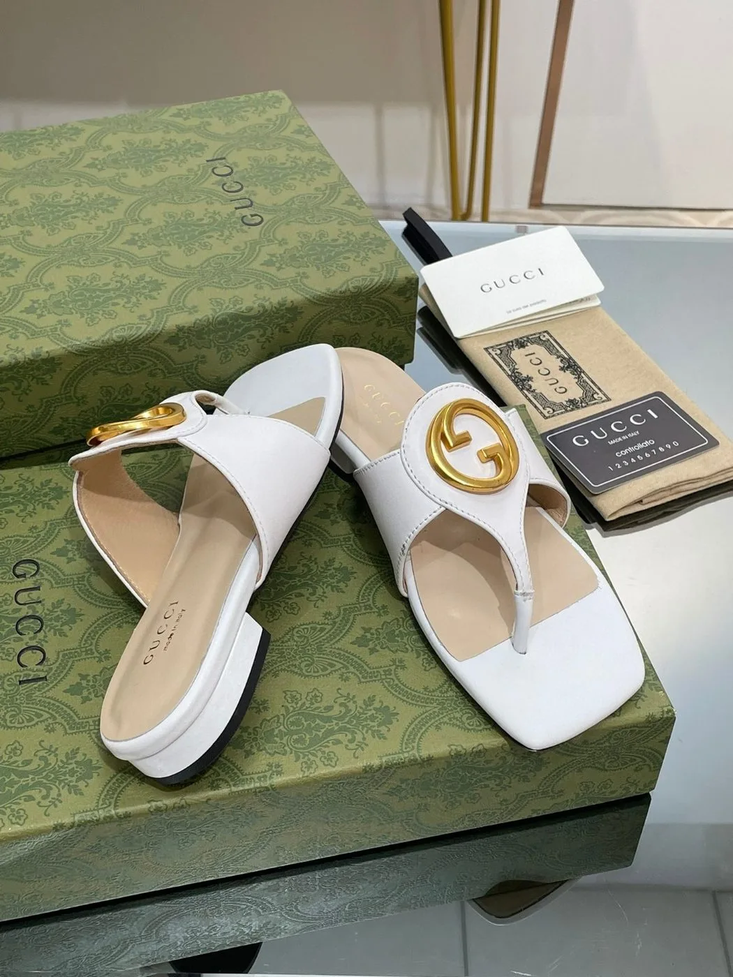 Alternative view of Gucci Blondie Thong Sandal White