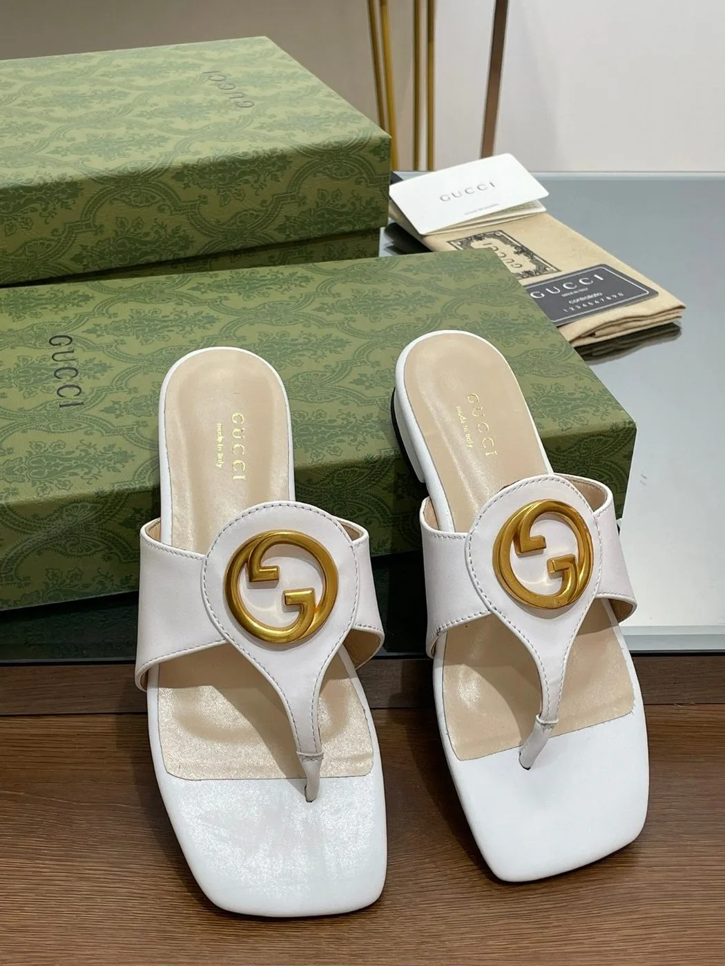 Gucci Blondie Thong Sandal White - Image 5