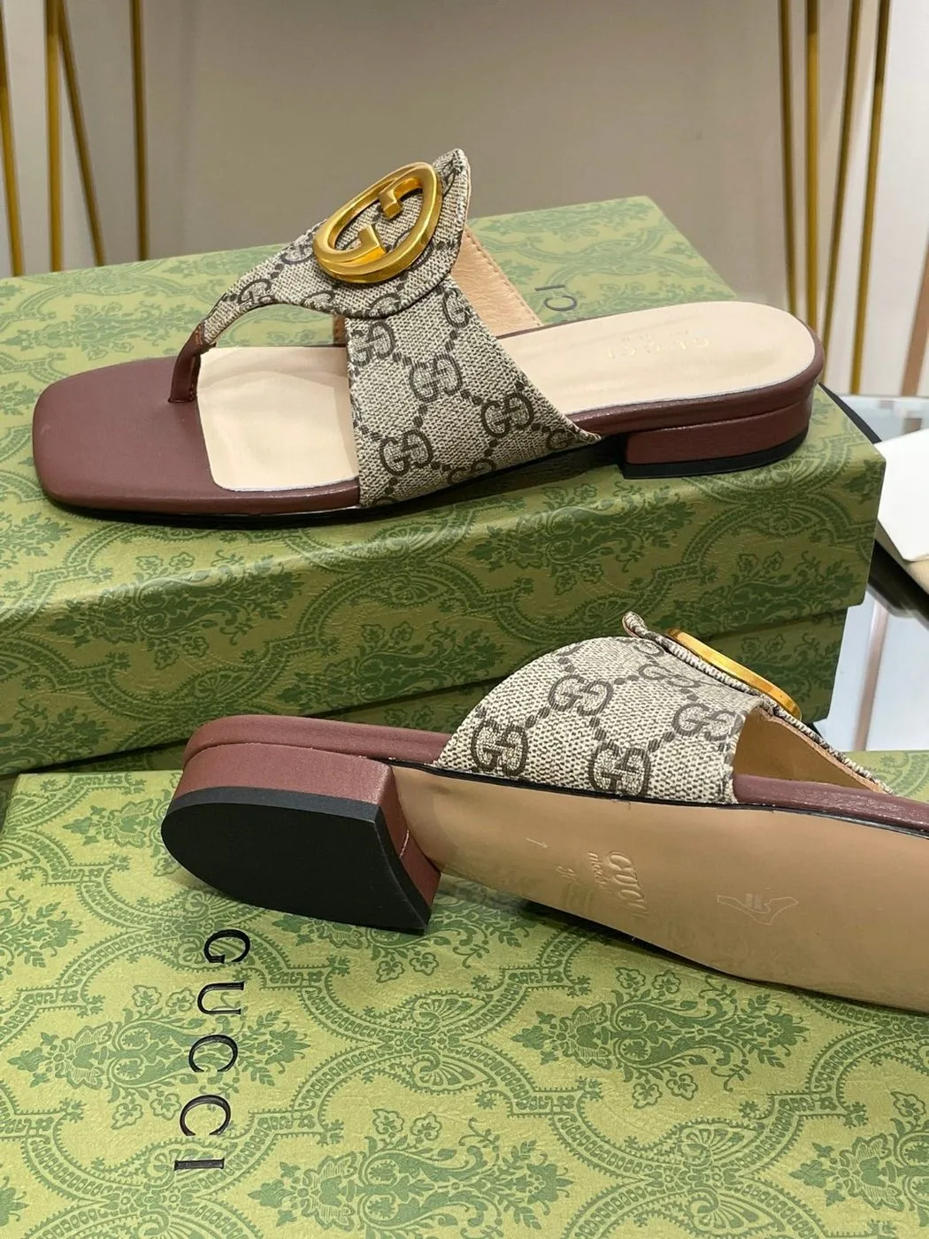 Gucci Blondie Thong Sandal In Monogram Brown - Image 4
