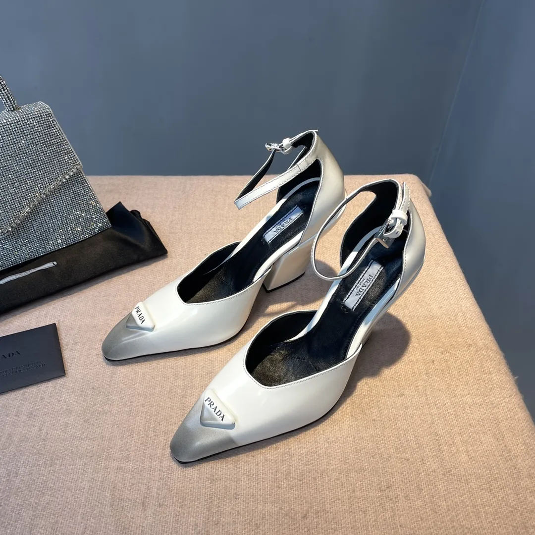 Prada Brushed Pumps White / - Image 5