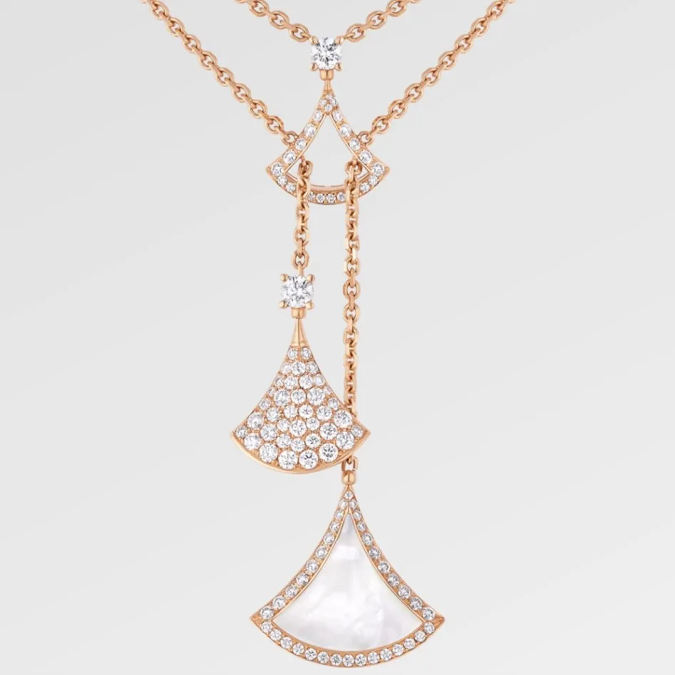 Bvlgari Divas Dream Necklace Rose Gold - Image 4