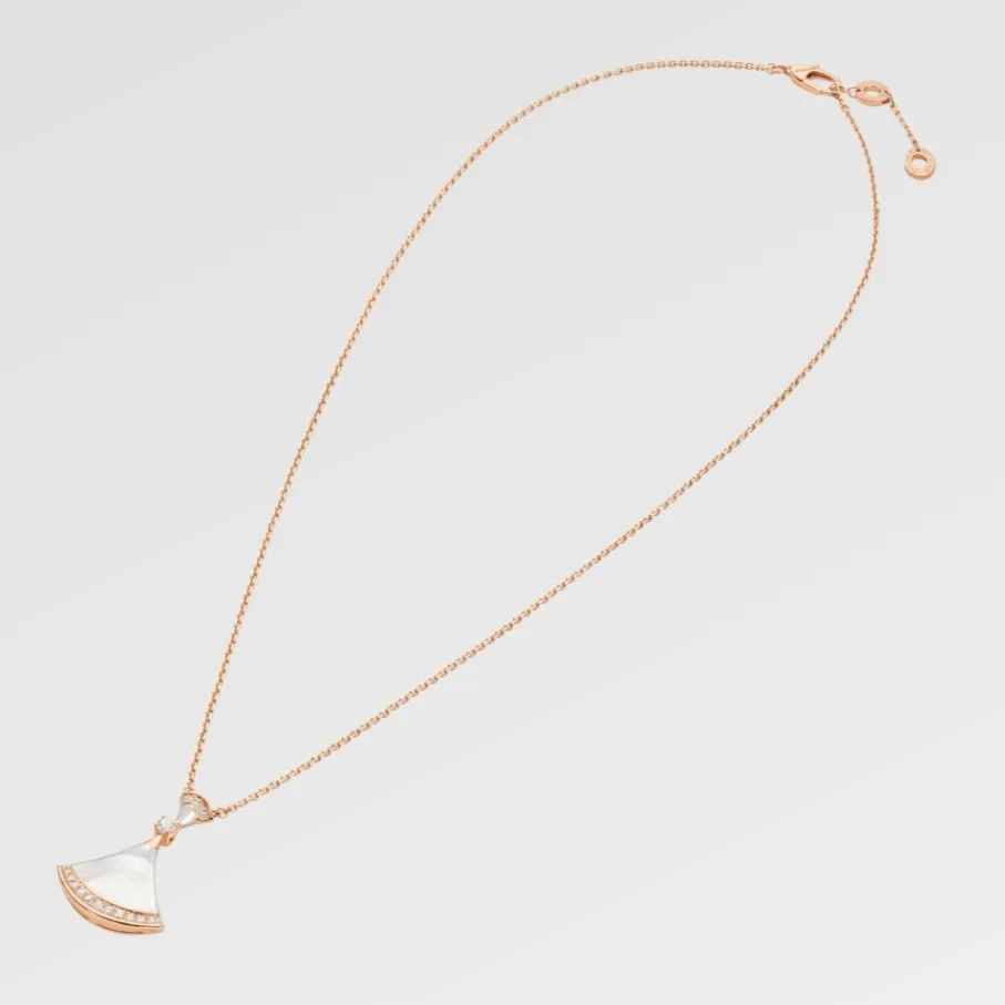Bvlgari Divas Dream Necklace Rose Gold - Image 4