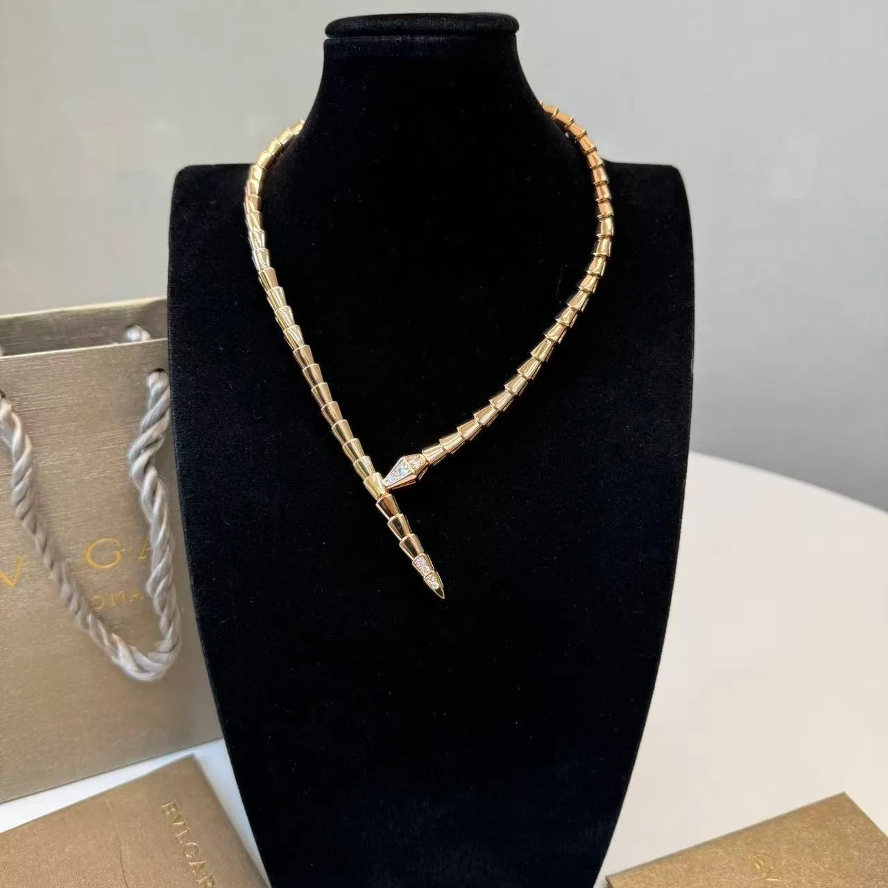 Alternative view of Bvlgari Serpenti Viper Necklace Rose Gold