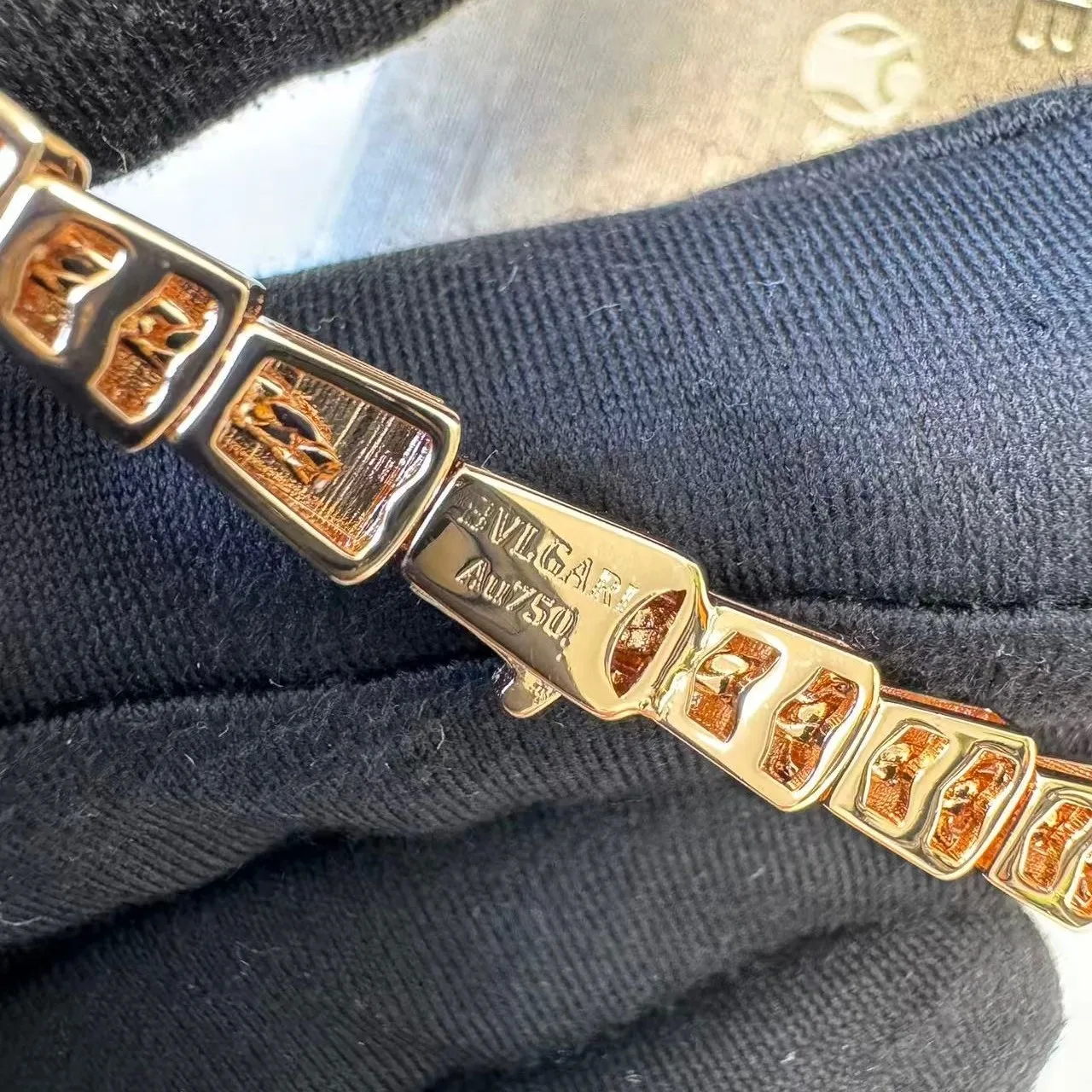 Bvlgari Serpenti Viper Necklace Rose Gold - Image 6