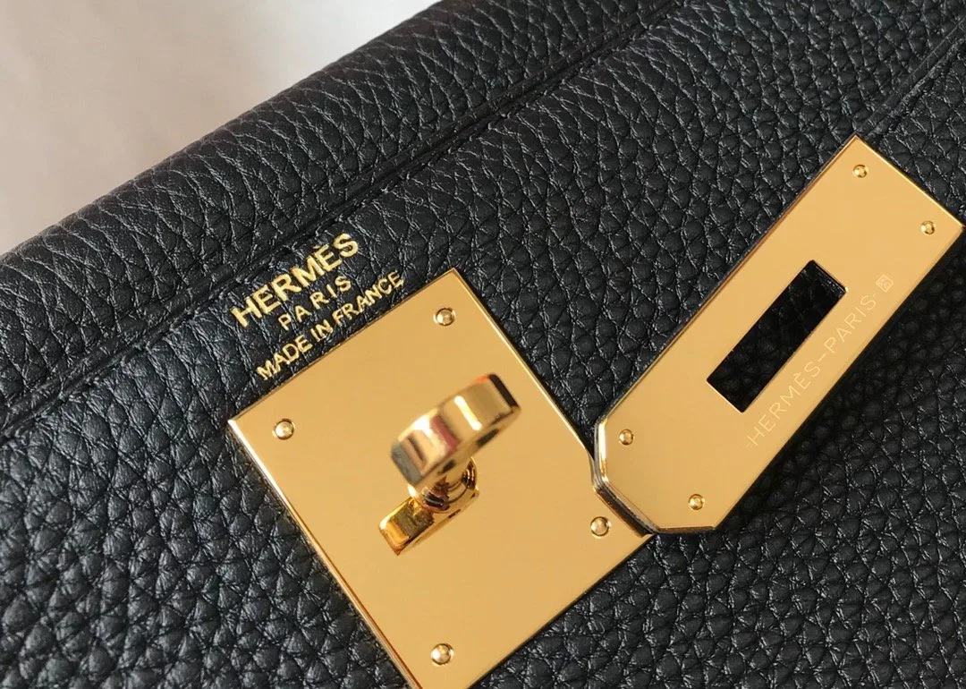 Alternative view of Hermes Kelly 28 Retourne Togo Black Bag