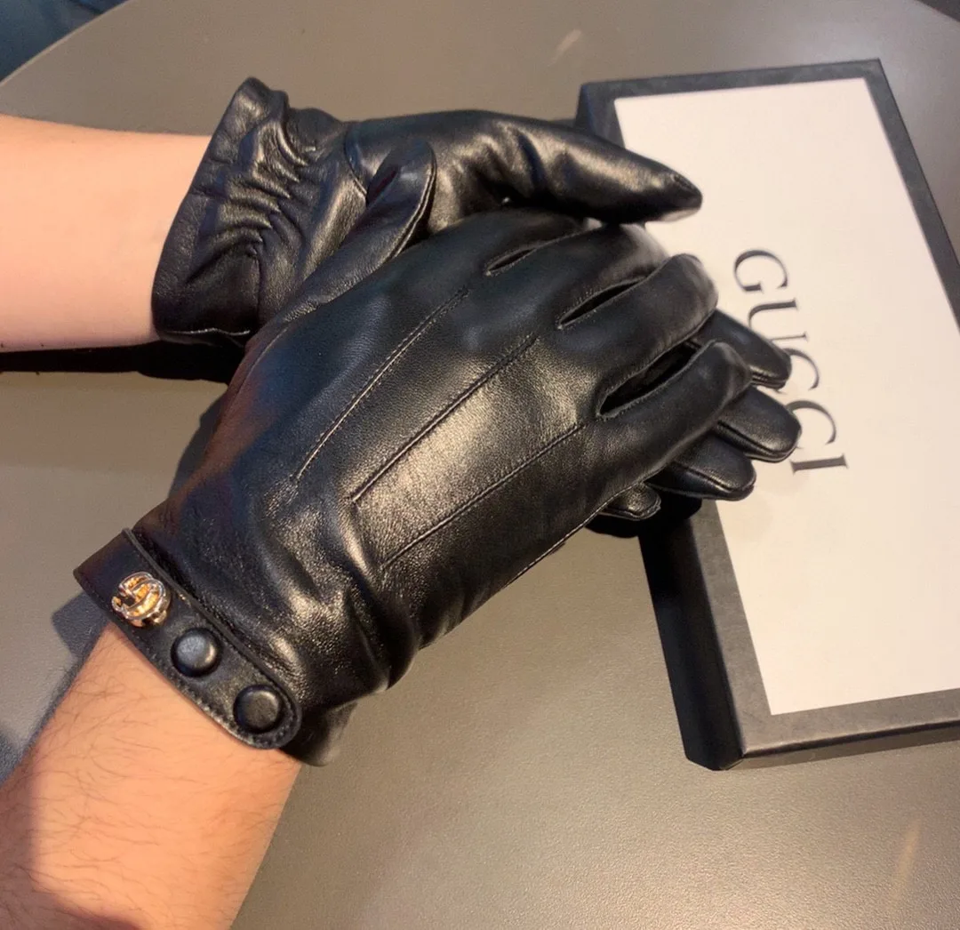 Gucci Gloves With Double G Motif In Black - Image 6