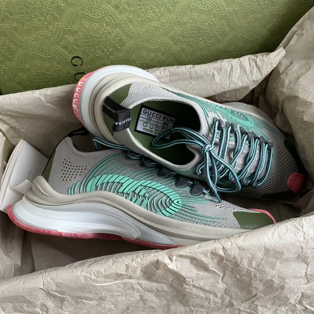 Gucci Run Men’s Sneaker Gray Orange - Image 4